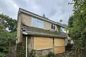 10万英镑能买到英国四居室，但需要全面翻修，你会买吗？图片