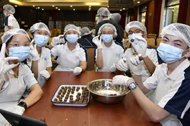 新加坡30名师生走进重庆市中药博物馆 领略中医药文化魅力图片