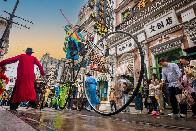 电影小镇十一假期推出“奇遇国庆”主题活动