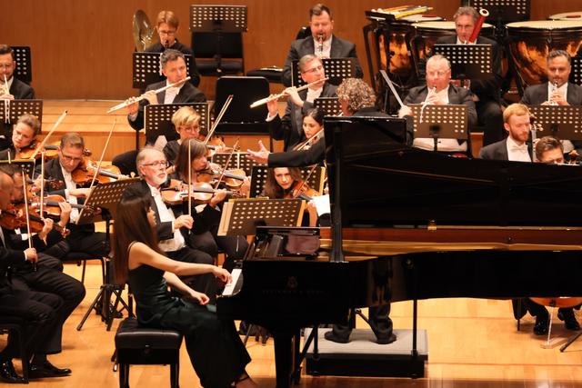 ǣ�ָ��ټҳ�������ɳ�����������﴿��Ф��֮��