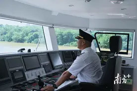 航运“大国工匠”！佛山三龙湾客船船长获评“安全诚信船长”图片