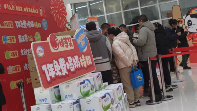 这个跨年点位科技感十足！2025最后一晚，来这里当主角