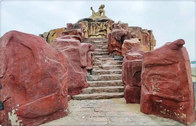 【暖冬遇见防城港】跟着“广西县超”游防城港！老表约你看球赏景！好吃好玩等你来！