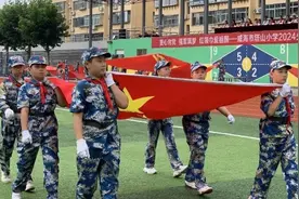 军体拳、搏击操、旗语操……这群少年真飒！图片