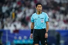 马宁执裁中超焦点战 益于国脚熟悉最新判罚规则图片