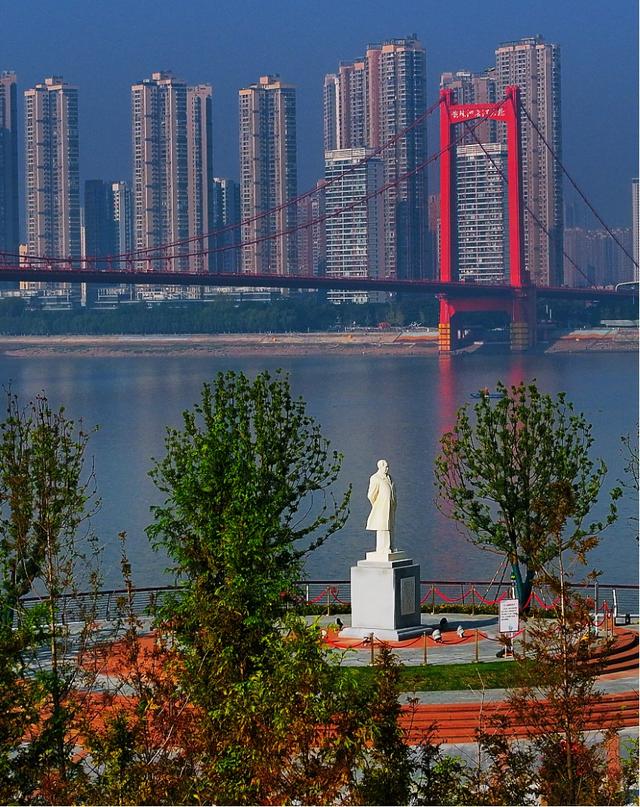 武汉，火出海外！有人首次来中国就直奔这里