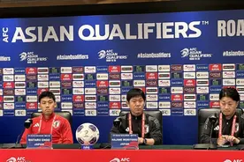 日本队备战世预赛 主教练森保一：7比0成为过去 会认真准备和中国队比赛图片