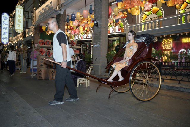 11月12日至16日！这次，我们换一种方式夜游梧州骑楼城→