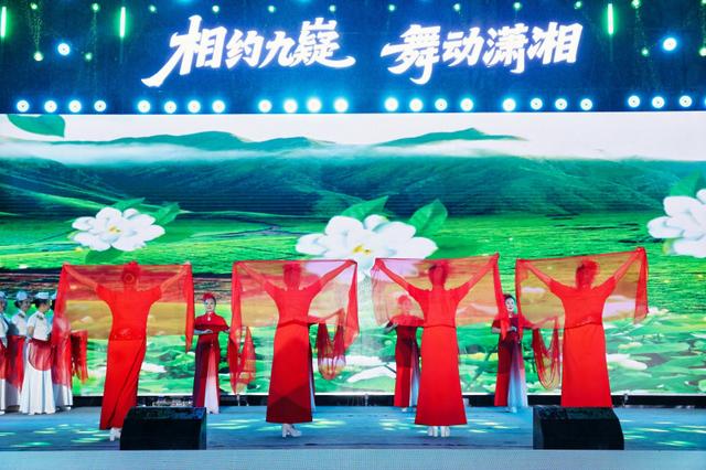 跟着赛事去旅行，第十二届杜鹃花万人广场舞总决赛走进永州