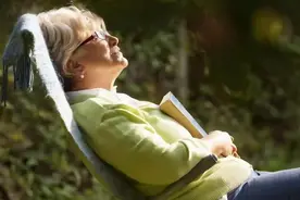 五一减重打卡特种兵·减重贴士｜瘦不下来可能是缺少这种维生素！尤其35岁以上图片