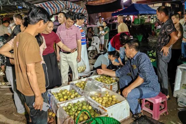 良庆逛吃指南：水果夜市、百年圩日、潮流街区…太好逛了吧！
