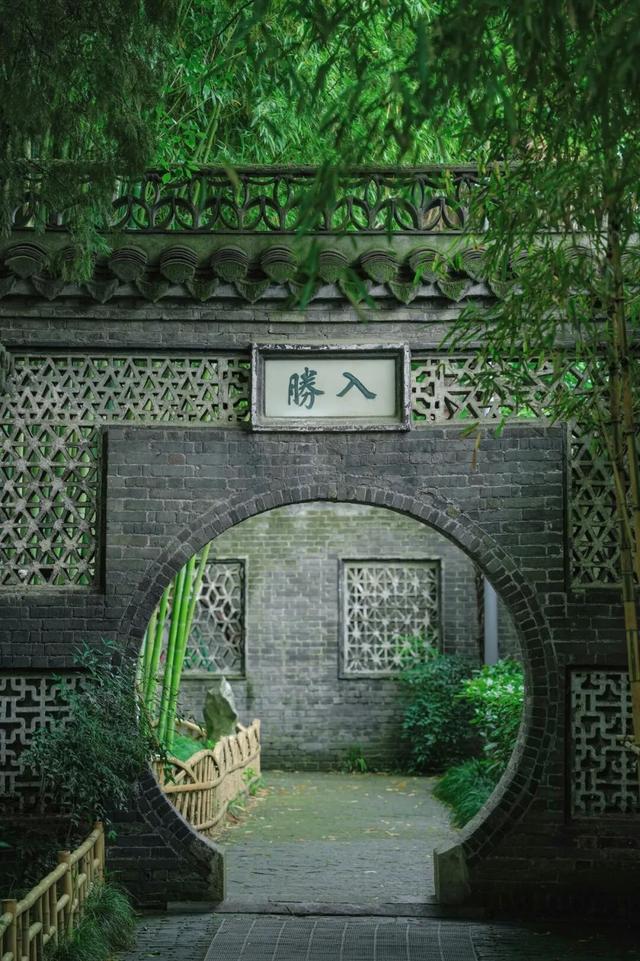 八面玲珑，见泰州N面！