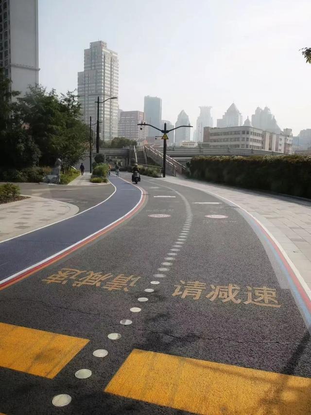 最佳季节！上海市中心也有人少景美骑行线