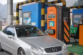 春运更畅行！ 贵州高速集团安顺营运中心3个收费站新增自助收费车道图片