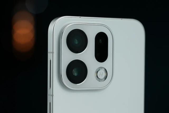 OPPO Find X9 图赏：把高端手感与旗舰影像装进口袋