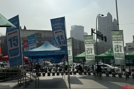 手机等数码产品国补第一天：线下门店客流量翻倍，4000元档机型最抢手图片