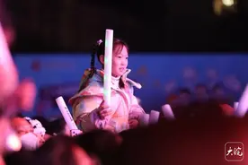 歙县迎新年，一次传统与时尚的欢乐“碰撞”图片