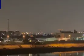 美军两处军事基地遭无人机袭击！美国驻伊拉克大使馆附近区域拉响防空警报图片