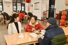 以“食”为桥，让幸福晚年“有滋有味”图片