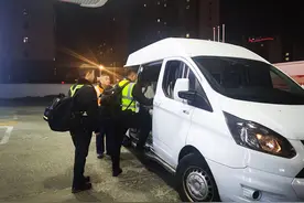 安全行驶五十万公里老张的最后一个春运图片