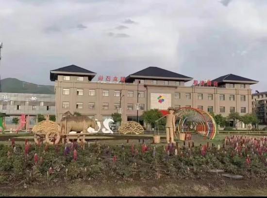 和龙马拉松：赛道上隐藏惊喜，打卡集勋章