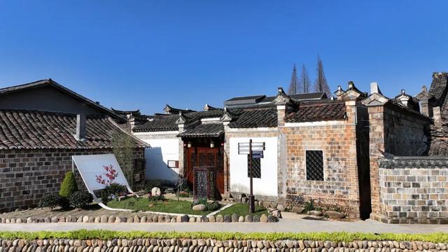 采风问俗探崇仁：千年古镇绘就非遗文化与青年活力新画卷