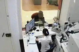 杭州一男子想取“彩礼钱”却当场被抓，这笔钱背后藏着太多猫腻图片