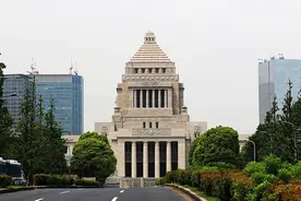 日本政府向国会提交2025财年预算案，防卫费预算创新高图片