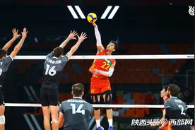 奥运会男排资格赛西安站赛程过半 “排坛盛宴”在掌声中迎来高潮图片