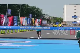 微视频丨管油胜打破“秦马”记录获男子组冠军 姚玉舟获女子组冠军图片