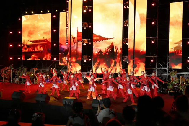 朝阳市第三届化石文化旅游节盛大开幕