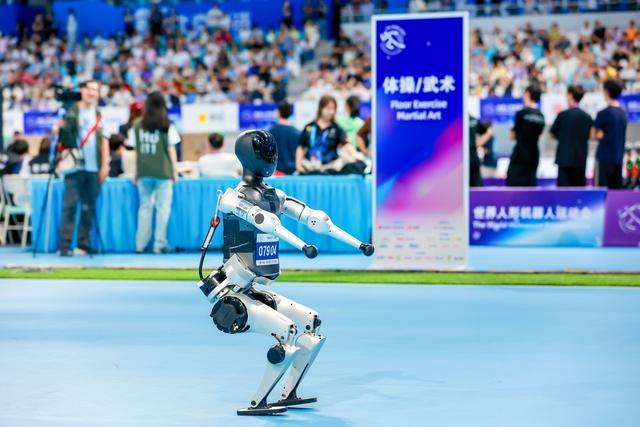 世界人形机器人运动会首秀，“北京队”凭什么横扫11金？