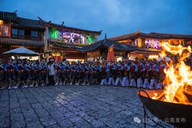 小曲一响，硬控全场！丨15秒看云南