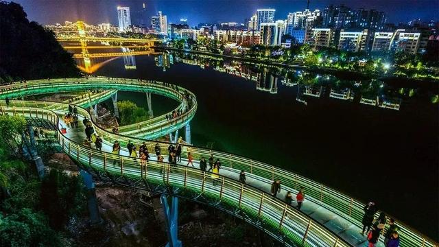 假期余额不足！白天被温度劝退，夜晚可不能浪费！