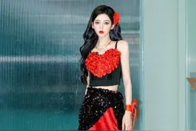 女明星大腿上绑着的这根被叫做“腿环”，大家知道是干嘛用的吗？图片