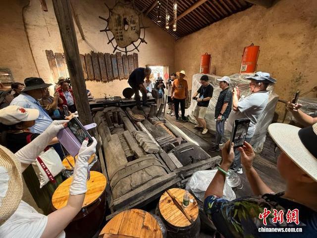 海外华媒探访柘荣古村落：历史与现代对话 千年古镇焕新颜