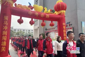 成都大邑董场学校中考誓师大会：九年磨剑为一搏，六月试锋现真我图片