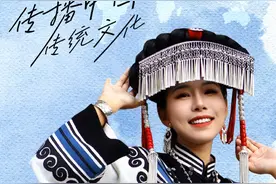放弃高薪，环球自费宣传中国文化，她穿民族服饰“炸街”海外图片