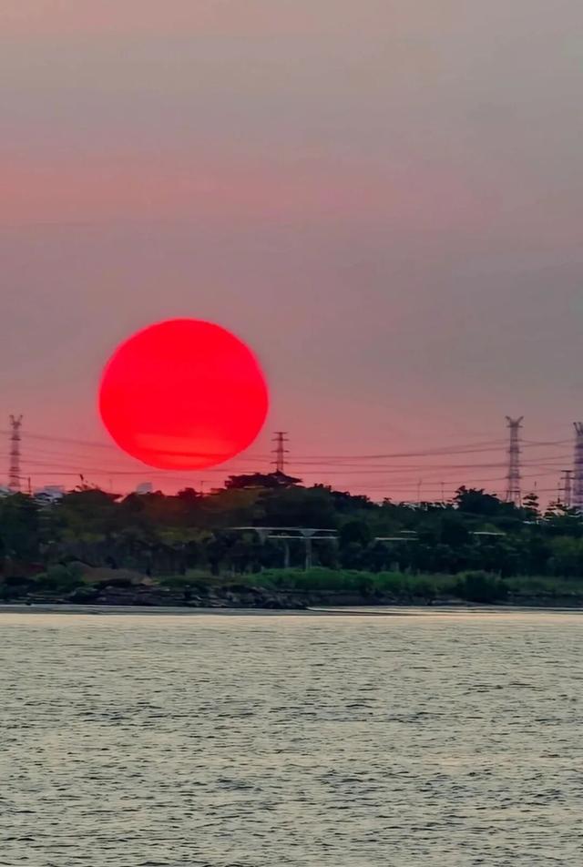 漫步南沙“情侣路”，邂逅广州最美海岸线