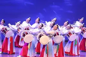 让日常生活美起来｜素不相识的他们因何而聚？来，一起跳舞吧！图片