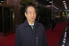 韩媒：韩外交部向美日中通报韩国宪法法院驳回韩德洙弹劾案有关情况图片