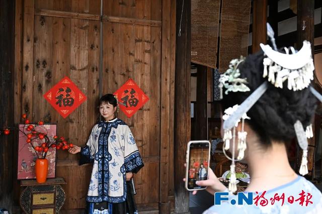 游客增加、文创品卖爆、商圈营业额涨了……这个假期，福州上大分！