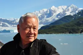 纪念｜诗人痖弦：世界上唯一能对抗时间的，大概只有诗了图片