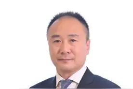 重庆农商行董事长谢文辉离任，营收等指标下滑，接任者能否抗大旗？图片