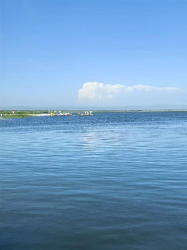 畅游岱海