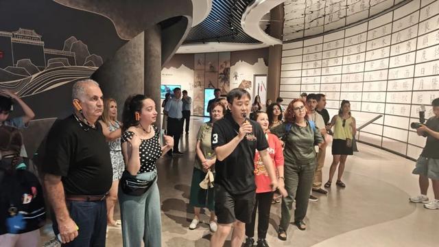 入境游再添新客源！青岛迎来山东首个阿塞拜疆旅行团！