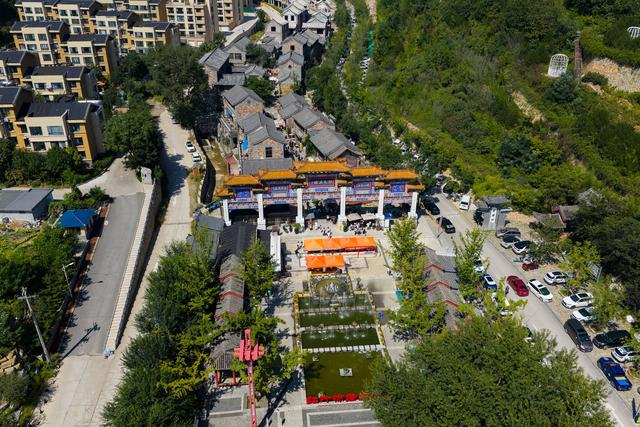 “博山的秋天”系列活动发布暨红叶柿岩五周年秋日盛典正式启幕