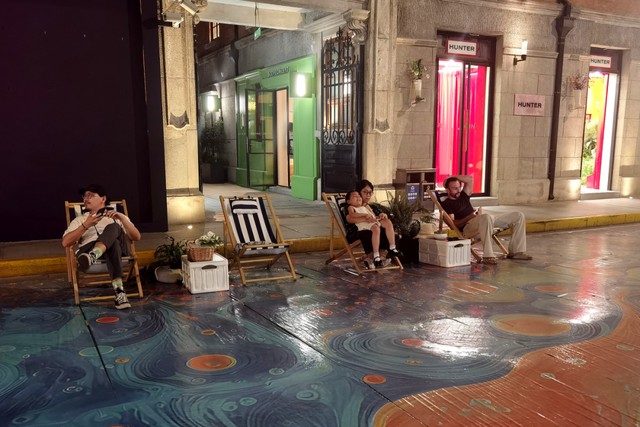 “微醺夜巷”来了，夜静安就是如此松弛惬意丨静安“夜”精彩