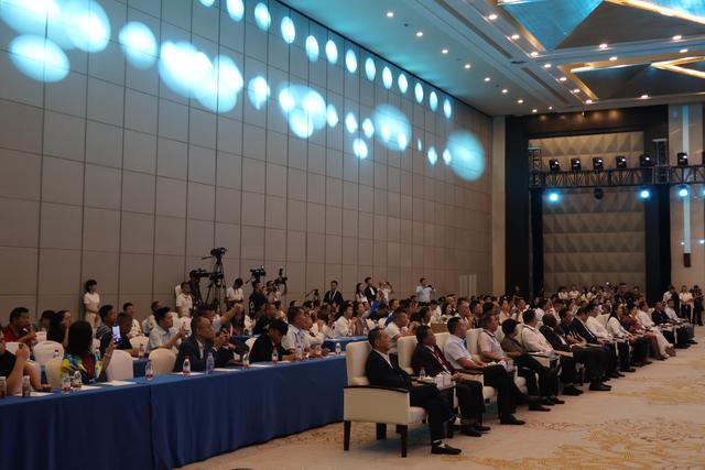 【2025数博会】共绘数智赋能共同富裕新蓝图！“一带一路”国际大数据产业交流活动圆满落幕