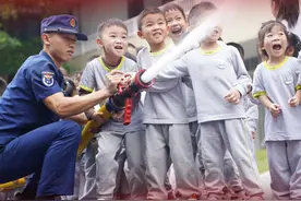 （图表·海报）全国消防日丨全民消防，生命至上（1）图片